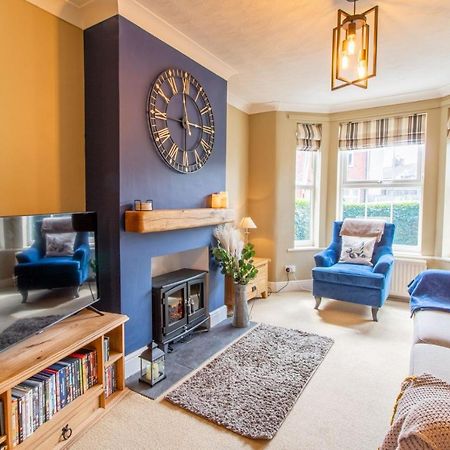Modern Coastal Home Sleeping 5 - 2 Minute Walk To Pakefield Beach, Suffolk エクステリア 写真