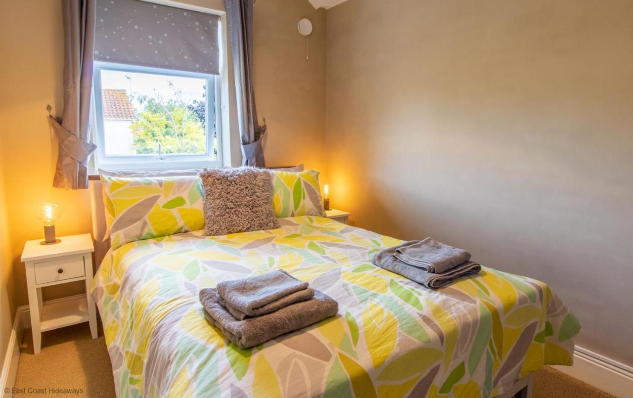 Modern Coastal Home Sleeping 5 - 2 Minute Walk To Pakefield Beach, Suffolk エクステリア 写真