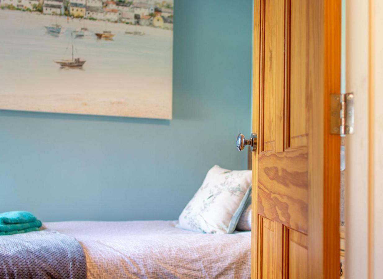 Modern Coastal Home Sleeping 5 - 2 Minute Walk To Pakefield Beach, Suffolk エクステリア 写真